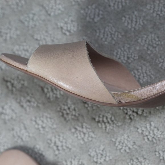 Steve Madden Size 9.5 Neutral Beige Ankle Strap 3.75" Chunky Stacked Heel - Picture 8 of 9